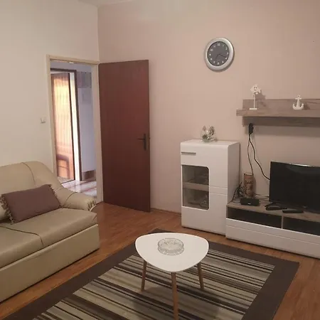 Apartment Brna 9187A * Brna