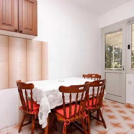 Apartment Brna 9187A *