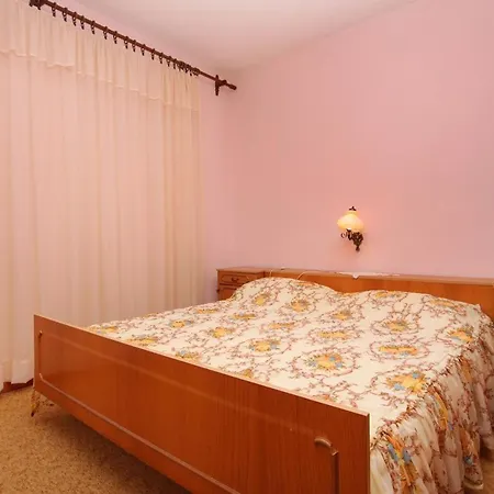 Apartment Brna 9187A * Brna