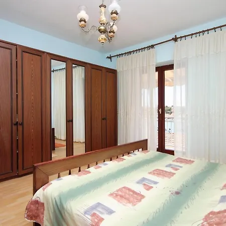 Apartment Brna 9187A * Brna